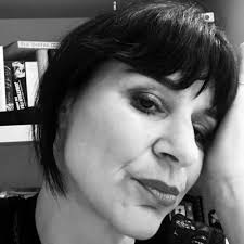 Lisa Lander(@LisaLander15)