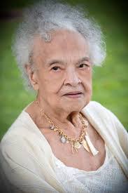 Laura Kirtley's Instagram, Twitter & Facebook