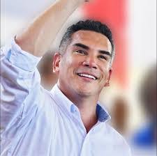 Angel Silerio's Instagram, Twitter & Facebook