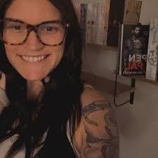 Danielle Murdock's Instagram, Twitter & Facebook