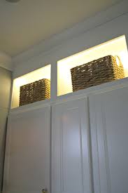 diy upper and lower cabinet lighting