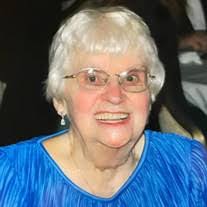 Jennifer Silverio's Instagram, Twitter & Facebook