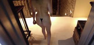 Jessy Ren In Miami - Interracial.com