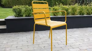 Découvrez notre collection chaise de jardin metal jaune. Chaise De Jardin En Metal Les Differents Modeles Oviala
