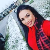 Ashlee Bernard's Instagram, Twitter & Facebook