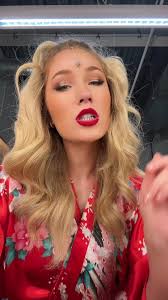 Veronica's Nervous Moment in Heathers the Musical