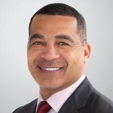 Douglas Minor's Instagram, Twitter & Facebook