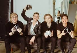 5 Seconds Of Summer Become First Aussie Act To Top Aria