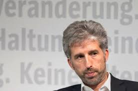 The mayor of tübingen, boris palmer, has come under fire. Erfolge In Tubingen Boris Palmer Steht Als Corona Retter Da Baden Wurttemberg Stuttgarter Nachrichten