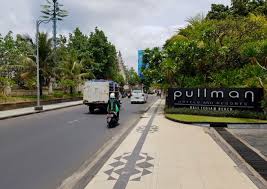 Located in legian, ossotel legian bali is in the entertainment district and near the beach. Pullman Legian Beach In Bali Hotel Review With Photos