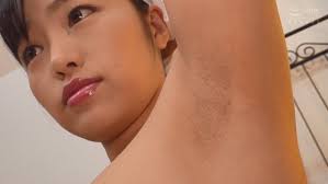 椿りか】ジョリ腋が定評の椿りかさんの腋を超接写！ - ワキフェチ.com