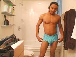 IN THE SHOWER WITH SUPREME