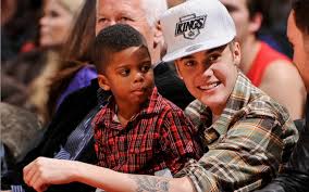 Maybe you would like to learn more about one of these? Justin Bieber Babysat Chris Paul S Kid At A Clippers Game Cbssports Com