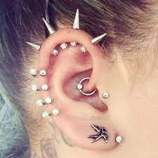 Pin De Badgirl Em Fashion Brincos Para Orelhas Furadas Multiplos Piercings De Orelha Piercings