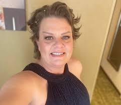 Tammy Phipps's Instagram, Twitter & Facebook