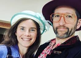 In 2015 he teamed up with best friend and baghdad veteran gavin. Amanda Knox Yes That One Wants You To Crowdfund Her Insane Space Themed Wedding
