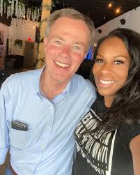 ANOTHER SILLY SUNDAY'S COMEDY BRUNCH MAY 21ST AT THE MAD GRIDDLE. YOU DON'T  WANT TO MISS THIS EPIC EXPERIENCE. I HAVE THE HILARIOUS DWAYNE COBB AND  VERY TALENTED ANNA OWENS ON THE