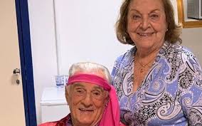 Orlando drummond cardoso nascido em 18. Aos 101 Orlando Drummond Parabeniza A Mulher Minha Rainha Quem Quem News