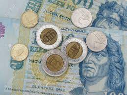 Der beitritt zur eu hatte letztendlich keine auswirkungen auf die währung, ungarn hat die eigene währung beibehalten. Ungarische Forint Huf Wahrung Geld Banknoten Und Munzen Lizenzfreie Fotos Bilder Und Stock Fotografie Image 13013276