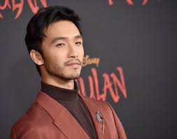 Antusiasme masyarakat dunia yang awalnya begitu menantikan trailer ini menuai komentar kekecewaan. Bahas Tentang Film Disney Mulan Kenapa Banyak Menimbulkan Kontroversi
