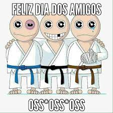 Eu tenho amigos de todos os jeitos, mas cada um tem um papel e um lugar muito importante na minha vida. Facebook