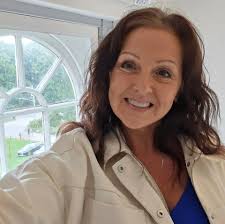 what do you fur babies eat, especially for picky eaters with skin issues?