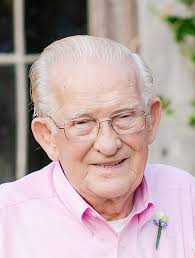 ROBERT (BOB) E. SAUNDERS