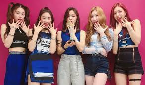 Itzy Itzy Profile Itzy Members Itzy Age Itzy Profile Itzy Height Itzy Facts Itzy Weight Itzy Leader Itzy Maknae It Bad Girl Good Girl Kpop Girls Itzy
