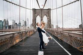 I did a photoshoot on the brooklyn bridge last week with french photographer pierre (@pierretlambert). 8 Tips To Take The Best Brooklyn Bridge Pictures Everly Studios