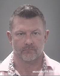 Ronnie Fripp's Instagram, Twitter & Facebook