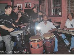 Tras La Huella Musical De Un Catracho En New York