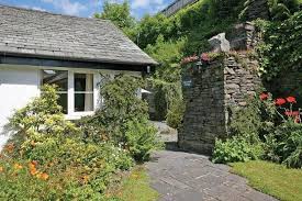 Maybe you would like to learn more about one of these? Courtyard Cottage Lake Road Ambleside Cumbria La22 0ad 2 Bed Apartment 310 000