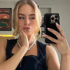 Hi everyonee!! I have a room open for rent in a 2 bed 2 bath apartment in  Clairemont/Linda Vista neighborhood starting May 1st! You would have the  primary bedroom with your own