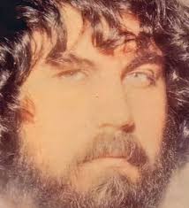 The maestro VANGELIS here with a Oberheim Synthesizer TVS 1a , Odes album