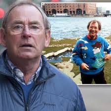 Fred Talbot trial: TV weatherman denies he 'could not help himself' around  schoolboys while drinking