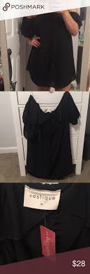Nwt Vestique Black Dress Nwt Vestique Black Dress Top Overlay And Keyhole Pattern In Front Dress Is Lined Flutter Sleeves Clothes Design Black Dress Fashion