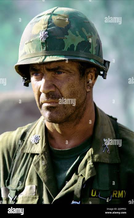 MEL GIBSON, WE WERE SOLDIERS, 2002 Stock Photo - Alamy