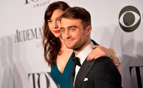 Daniel radcliffe says girlfriend erin darke makes mundane tasks a 'fun experience' people. Harry Potter Darsteller Ich Lernte Meine Freundin Bei Sexszene Kennen
