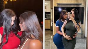 Karely Ruiz presenta a la mamá de su hija | El Informador