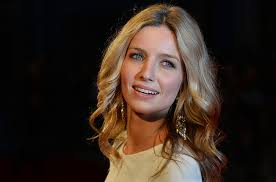 Wallis 1080P, 2K, 4K, 5K HD wallpapers free download