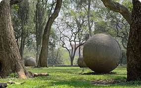 How would the meaning of this sculpture change if it was removed from its natural environment? Environmental Art Movement Overview Theartstory