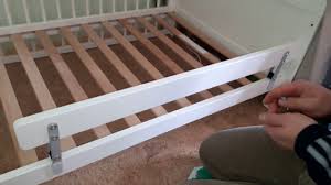 Kind Fallt Aus Bett Rausfallschutz Vikare Guard Montieren Youtube