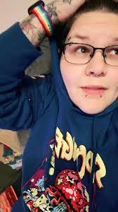 Amber Heide's Instagram, Twitter & Facebook