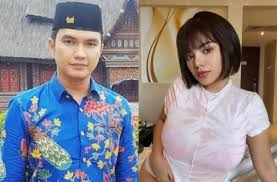 768 x 576 jpeg 45 кб. Dinar Candy Semprot Aldi Taher Dikatain Maksiat Bareng Deddy Corbuzier Matamata Com