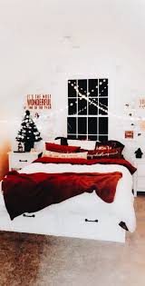 An impressive living room decoration is a festive mantle arrangement. Diy Christmas Room Decor For Teens Diy Cuteness