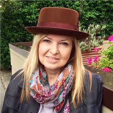 Kathleen Tilson's Instagram, Twitter & Facebook