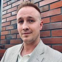 600+ "Chróstowski" profiles