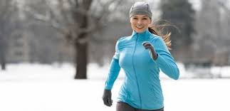 Commencer la course à pied, c'est l'idée qu'ont chaque année des millions de personnes quand ils décident de pratiquer une activité physique ou se remettre au sport. 5 Conseils Pour Courir En Hiver Dans Le Froid