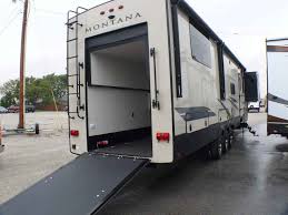 And we make it easy to either pick up your rv, or we can ship. 2018 New Keystone Montana High Country 380th Toy Hauler Toy Hauler In Ohio Oh