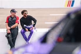 ‘No stress’ this time around for Wallace as Chase cutoff approaches